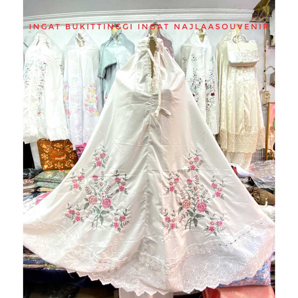 MUKENA BORDIR KAPALO SAMEK BAHAN KATUN MIKRO BUKITTINGGI/MUKENA BORDIR KAPALO SAMEK BUKITTINGGI/MUKE