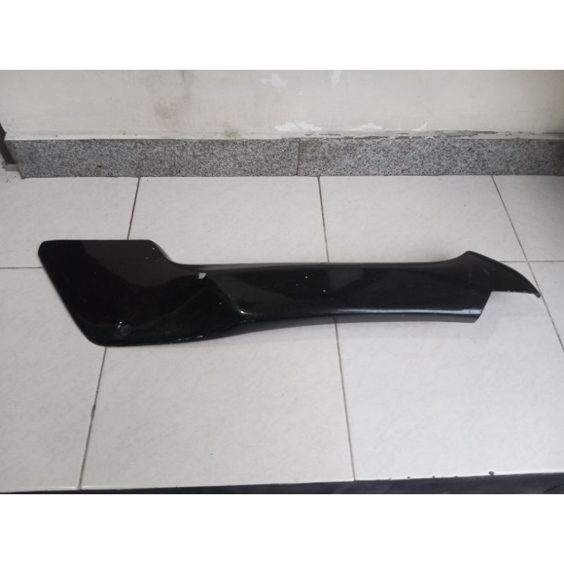 cover body belakang bagian kiri Suzuki RGR crystal jumbo ORI baru minus