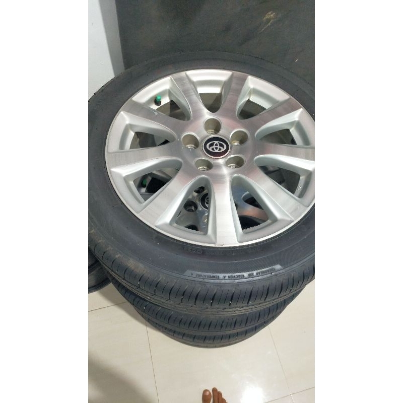 beli velg original Camry17 bonus ban bekas seperti baru