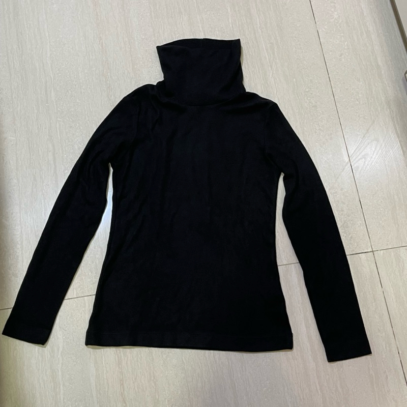 PRELOVED BAJU WANITA UNIQLO