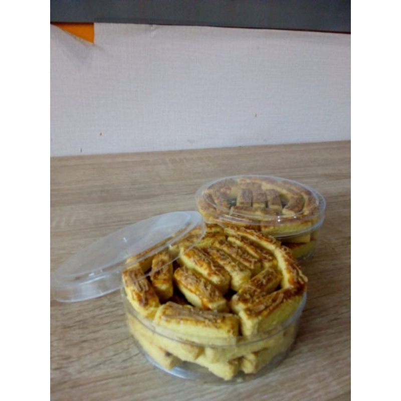 

kastengel (kue keju) 250 gram
