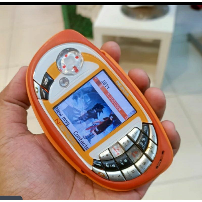 Hp jadul Nokia N gage Qd mulus hp langka no nokia e72 e71 n73 7610