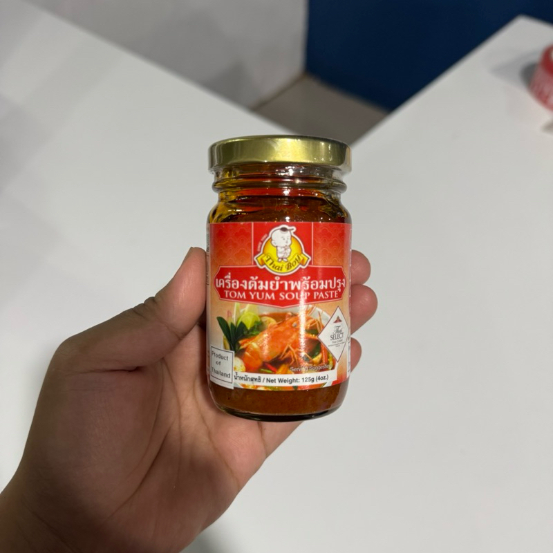 

Thai boy tom yum sauce paste / bumbu tomyam