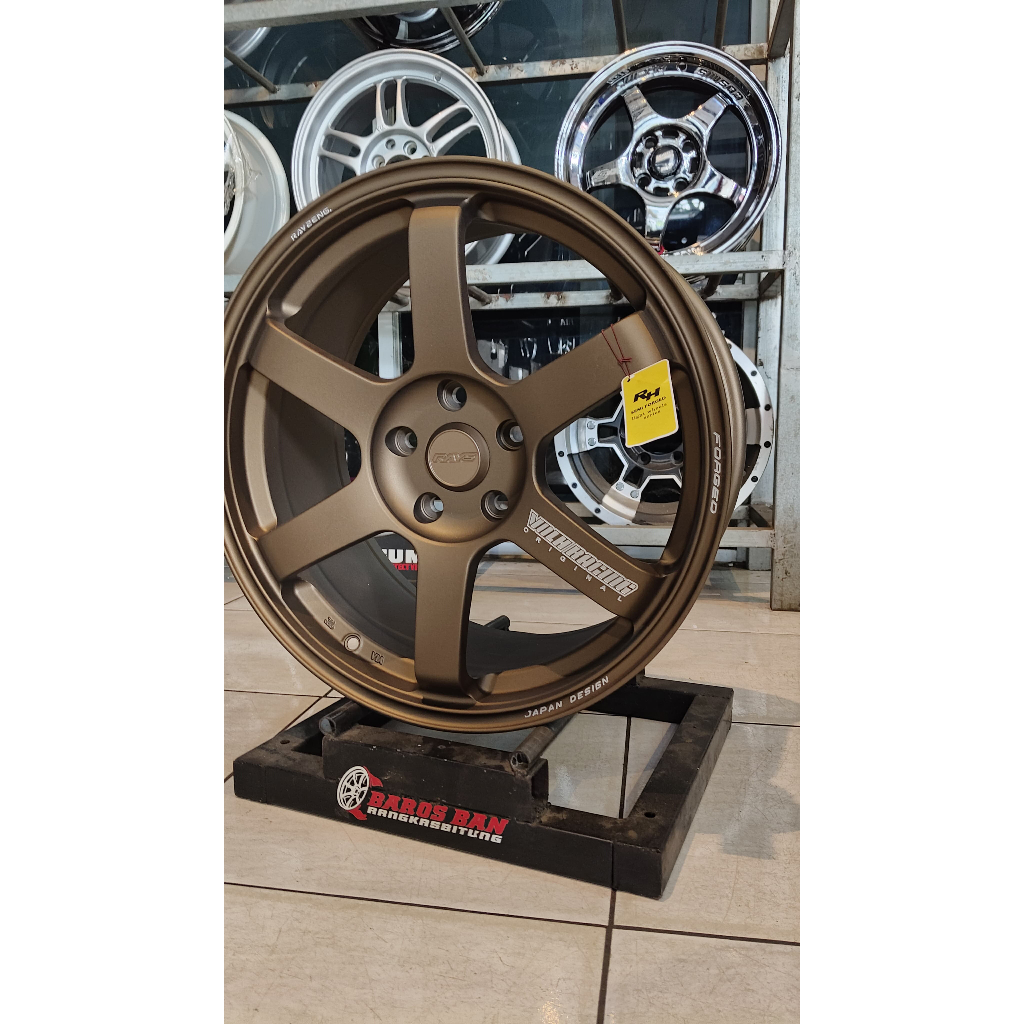 Velg mobil baru TE37 Saga RING 18 untuk mobil kijang innova,civic,xpander,camry,alphard dll