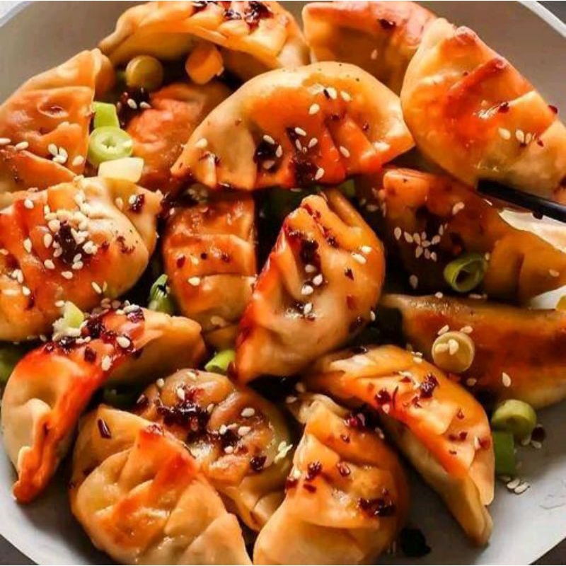 

Gyoza Ayam dengan Bumbu & Cabe Rawit, Gurih Pedas & Segar - Food - Selai, Daging, Siap, Rempah, Kuah, Goreng, Camilan, Lezat, Cabai.