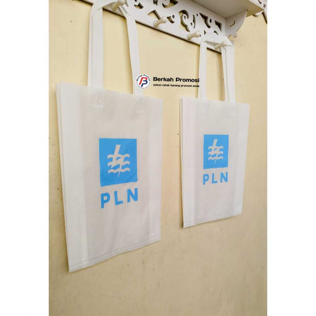 

souvenir Goodie bag 35x25x8cm bahan spubond tebal 75gsm include sablon 1 warna 1 sisi