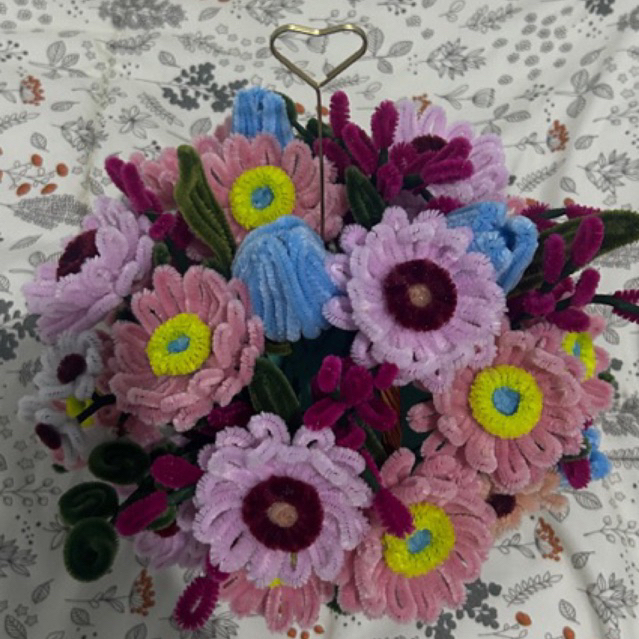 

BUKET BUNGA PIPE CLEANER PREMIUM