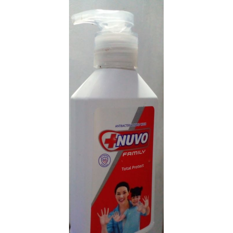 Sabun cuci tangan anti bakteri Nuvo merah