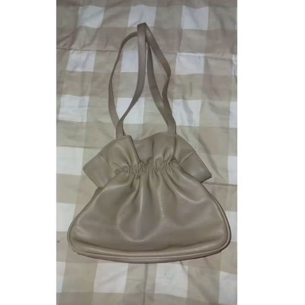(PRELOVED) Tas bahu kamiya