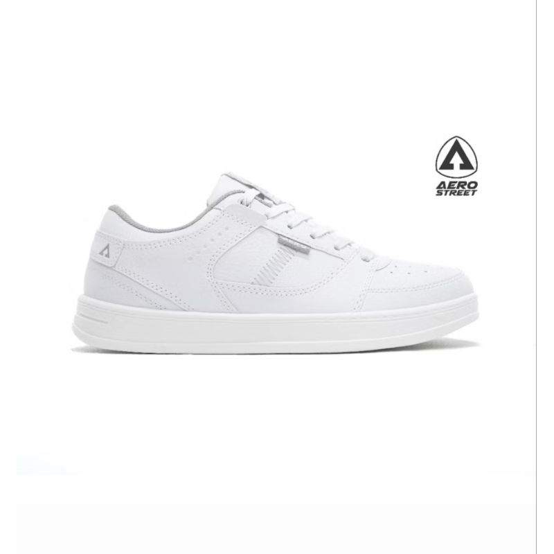sepatu aero street hoops low putih .