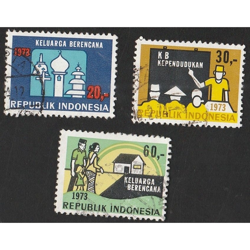 

A 12203 SET LENGKAP PRANGKO INDONESIA TEMA KELUARGA BERENCANA TAHUN 1973 DENGAN KONDISI SUDAH ADA CAP