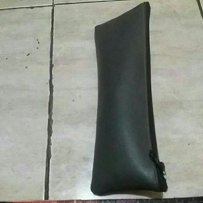 

Dompet pulpen/pensil