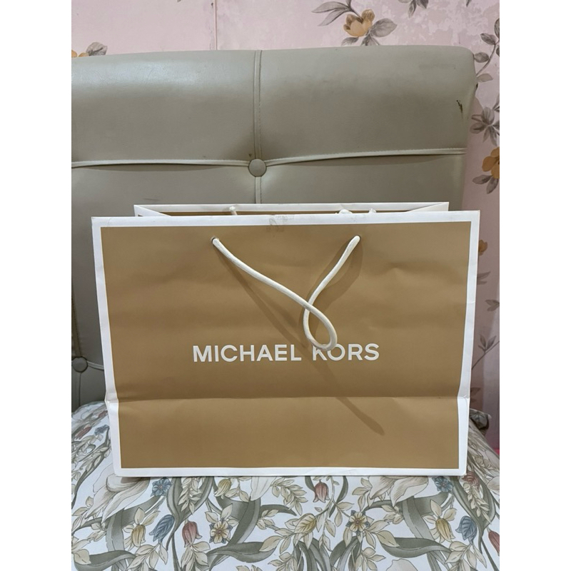 

PaperBag Michael Kors