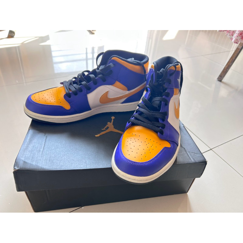 AIR JORDAN 1 MID LAKERS