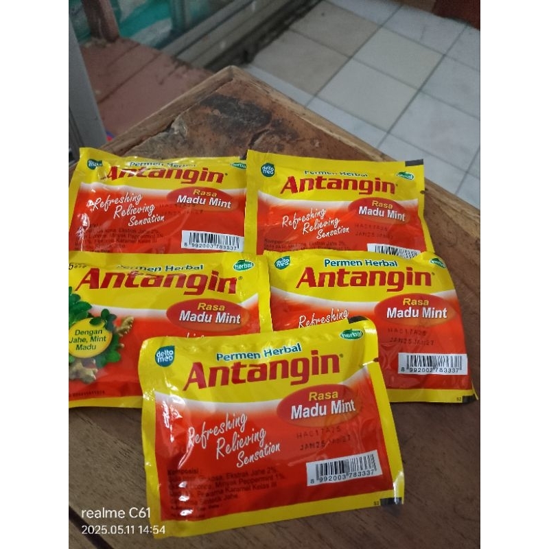 

ANTANGIN Permen / per sachet