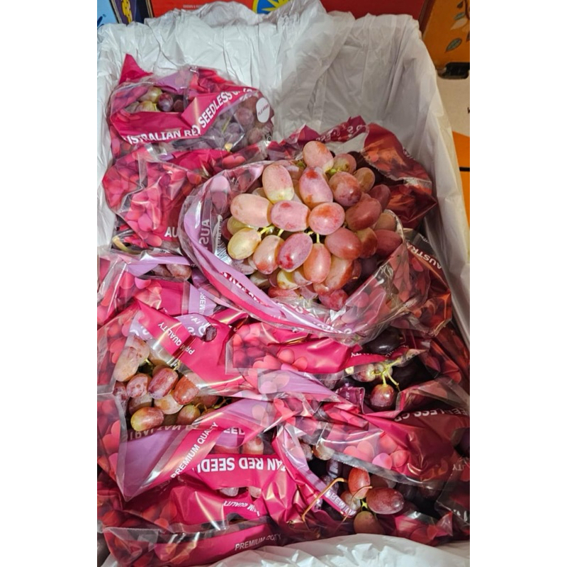 

anggur merah/hijau yg segar crispy yg fresh 1kg
