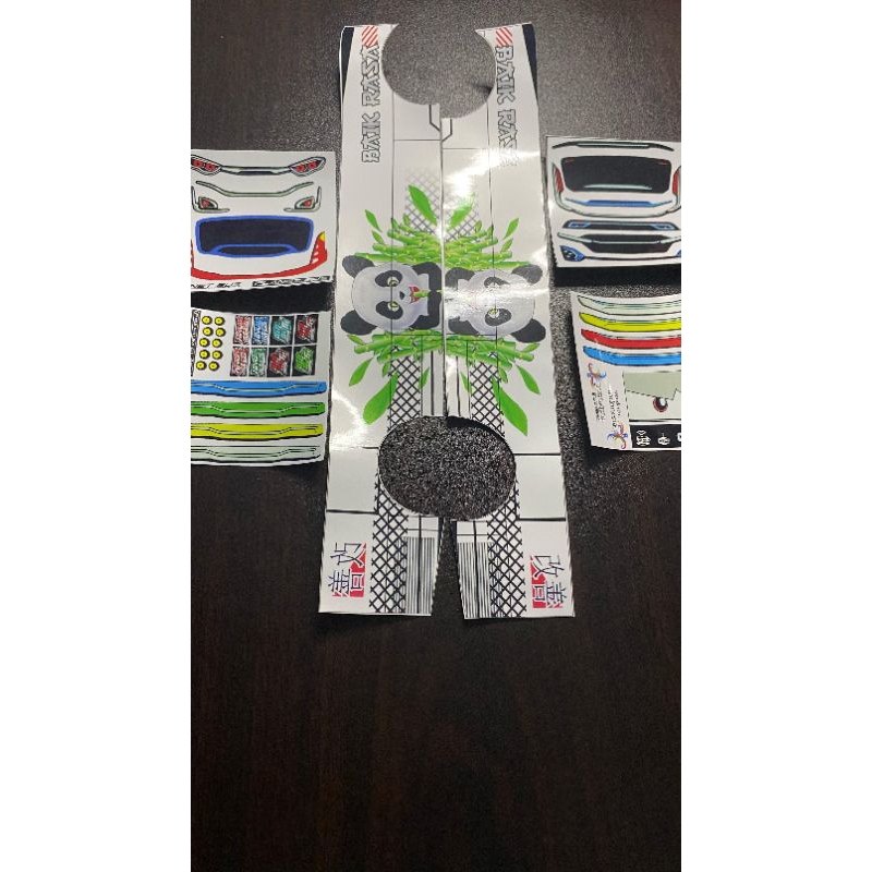 

sticker livery kids panda po baik rasa lengkap dengan headlamp jb3dan jb5 sesuai di gambar