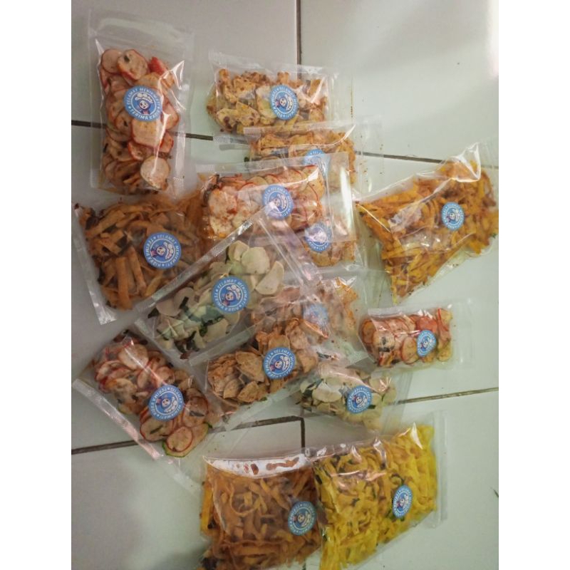 

kripik basreng ,krupuk seblak pouch