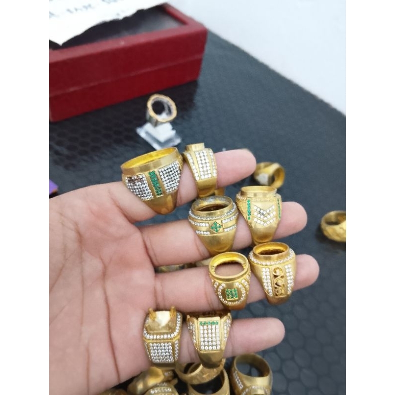ring kuningan sari