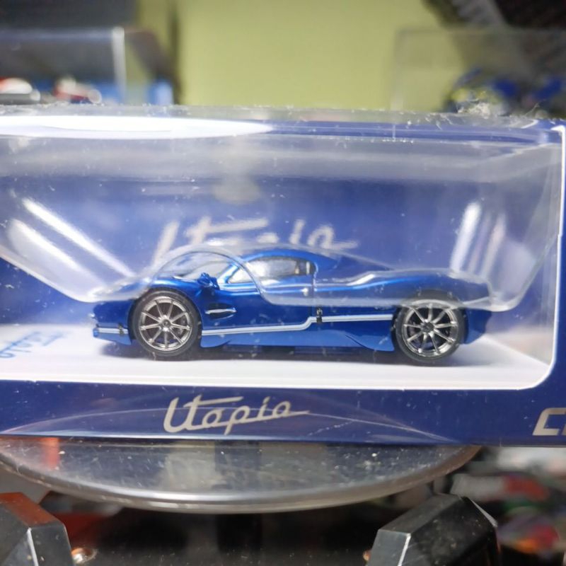 Cm Model Pagani Utopia Blue Metallic