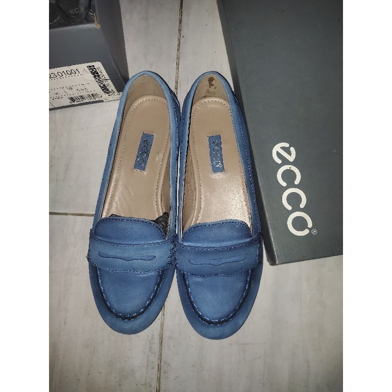 Flat Shoes Ecco preloved