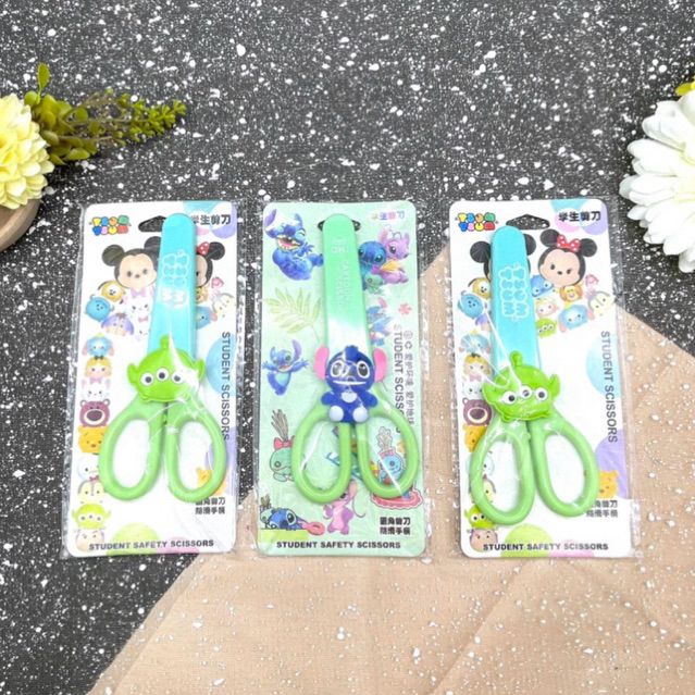 

Gunting Sekolah Karakter / Gunting Tsum Tsum