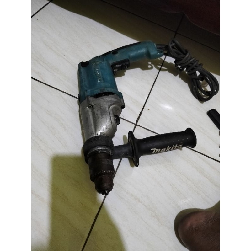 BOR 13 MM MAKITA KONDISI BARANG MASIH NORMAL SIAP PAKAI KERJA ORIGINAL SECOND