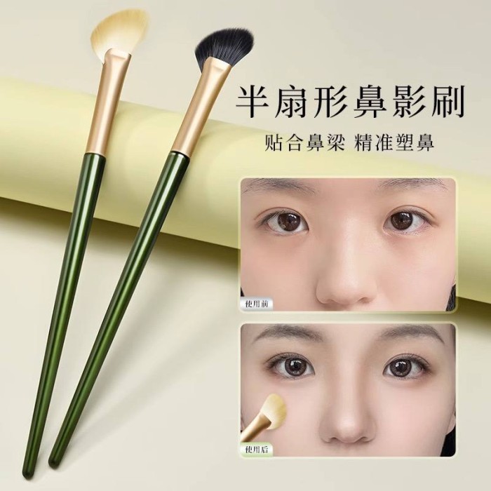 Brush Highlighter Brush Contour / Nose Shading Contour Brush / Kuas Make-Up Kontur Hidung Serat Bulu