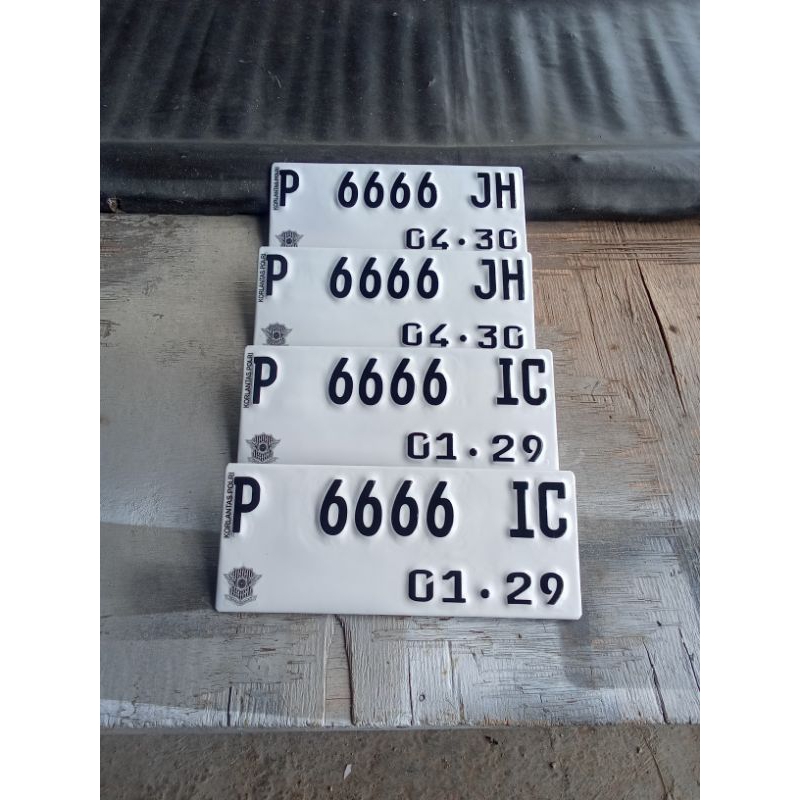 plat nomor  baut tanam