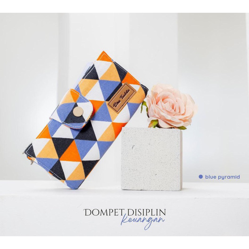DOMPET DISIPLIN KEUANGAN