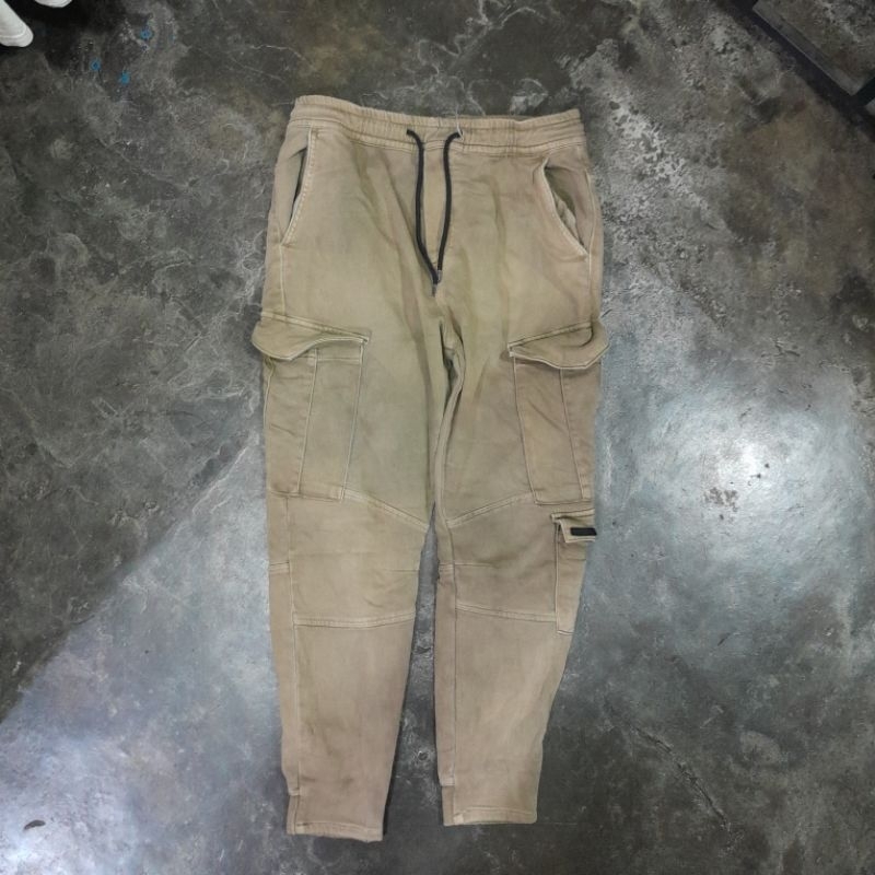 ZARA CARGO JOGGER PANTS CREAM