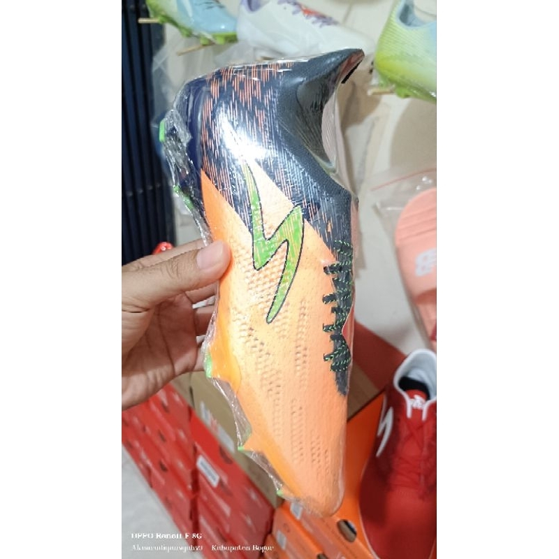 SPECS ACCELERATOR ALPHA ELITE FG