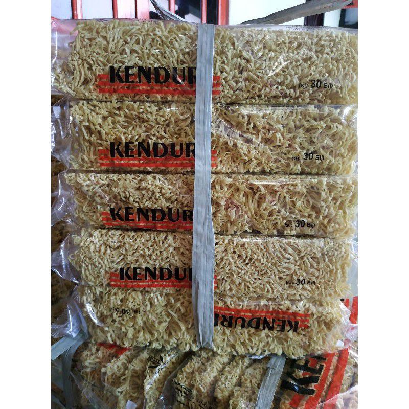 

Mie Kenduri Kering 680 gr isi 30 biji