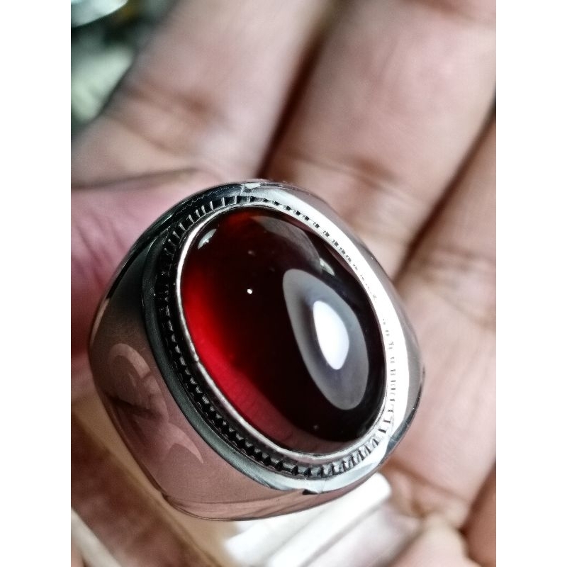 Natural Red Garnet Black Mamba