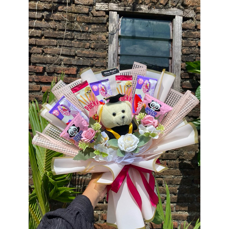 

Buket Boneka Wisuda Mix Snack