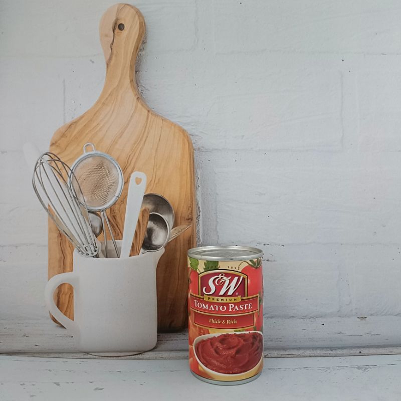 

TOMATO PASTE S&W ( 170GR )