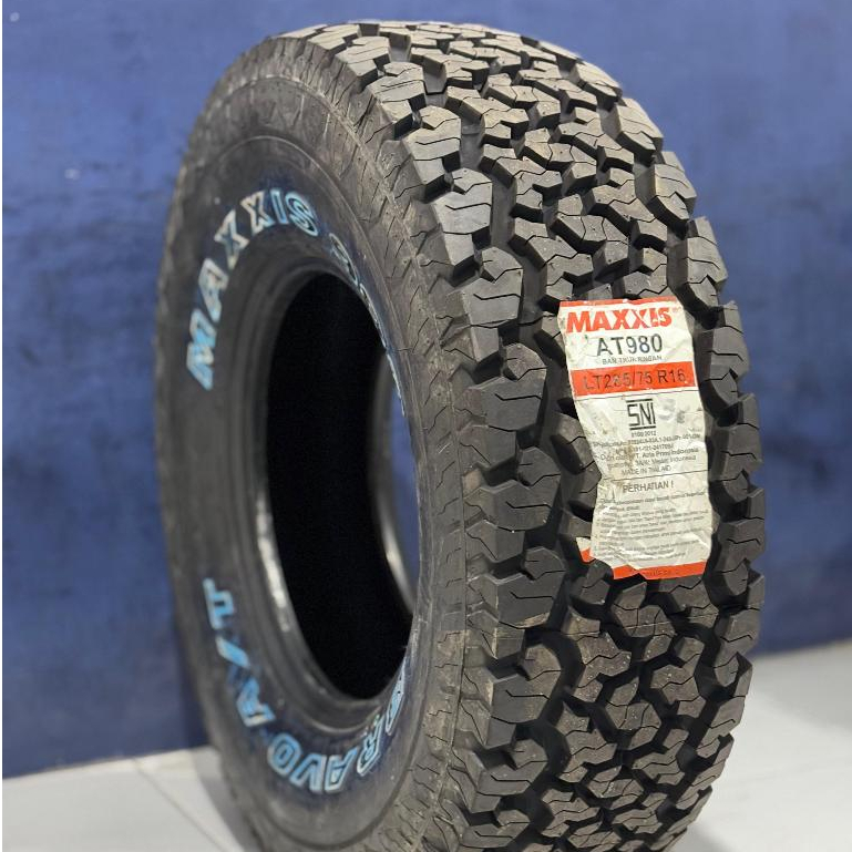 BAN MAXXIS BRAVO AT980 285 75 R16 - LIST PUTIH