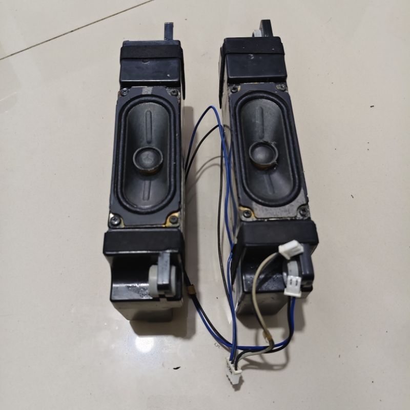 PROMOO   Speaker Salon TV LCD LED LG 32 Inch type LG 32LB530A  siap rakit cabutan dari layar pecah t