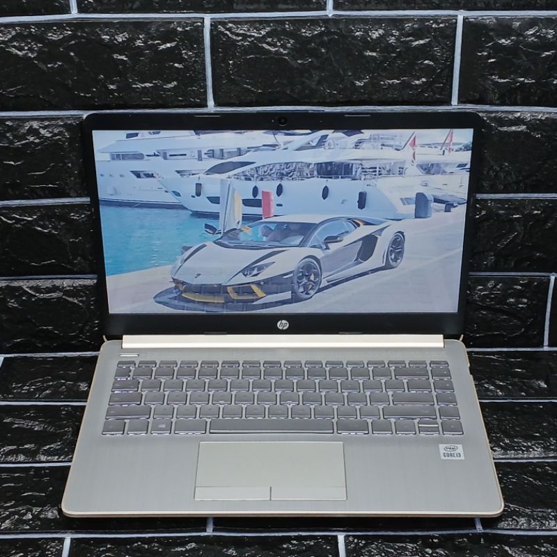 Laptop HP 14s-cf2518TU Intel Core I3-10110U 8/256GB