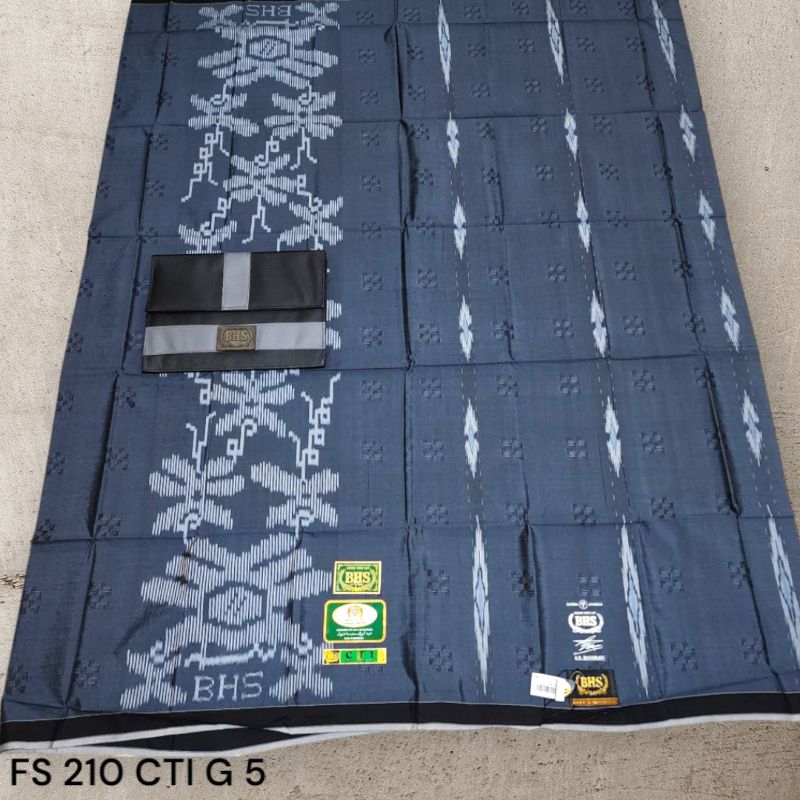 Sarung BHS Full Sutera 210 CTI GOLD Gress