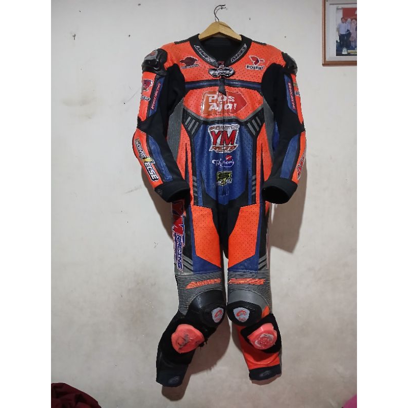 wearpack ahrs rr pro ( baju balap) . ukuran tb 160-165 BB 65