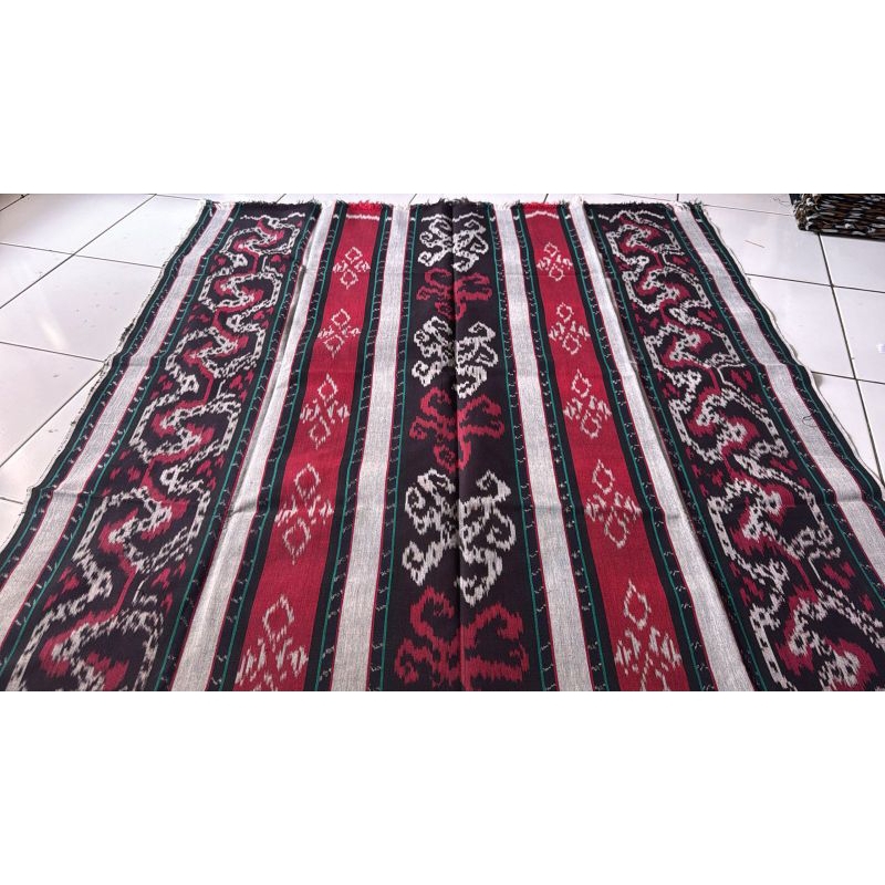 Kain_Lurik_Tenun_Ikat