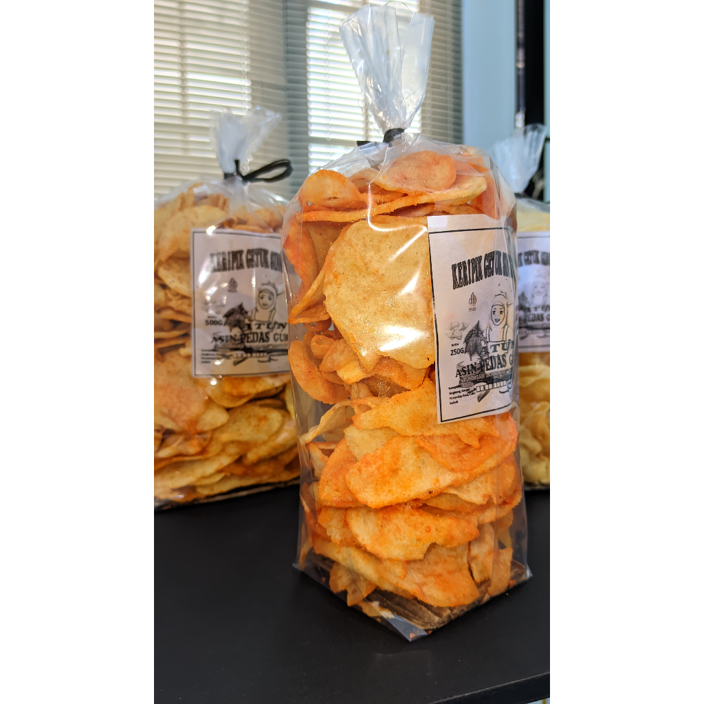 

Keripik Singkong Getuk ATUN Rasa Original / Balado/ Pedas Gurih Renyah
