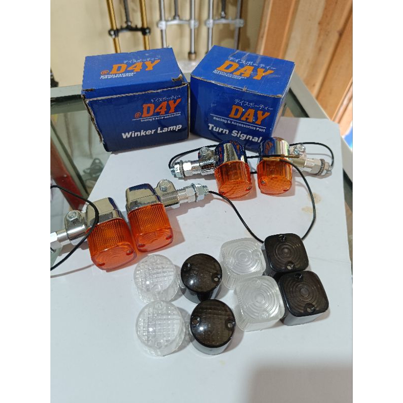 SEIN PALU BULAT RETENG PALU KOTAK KACA HITAM SMOKE KUNING