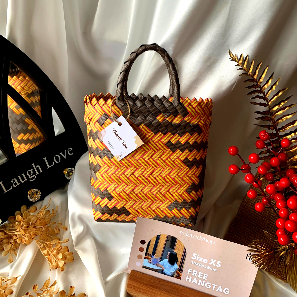 

LURIK XS || Tas Souvenir || Tas Tahlilan || Tas Hajatan || Tas hampers lebaran || Tas Aqiqah