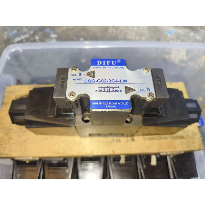 SOLENOID VALVE hidrolik DIFU DSG-G02-3C4-LW AC220V