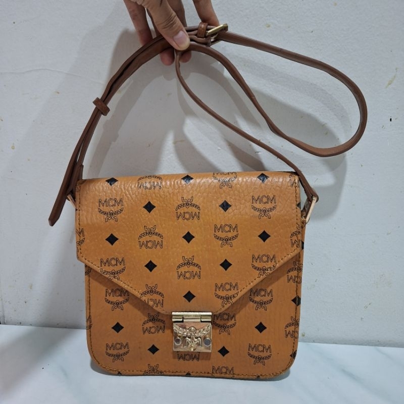 TasPreloved Sling mcm