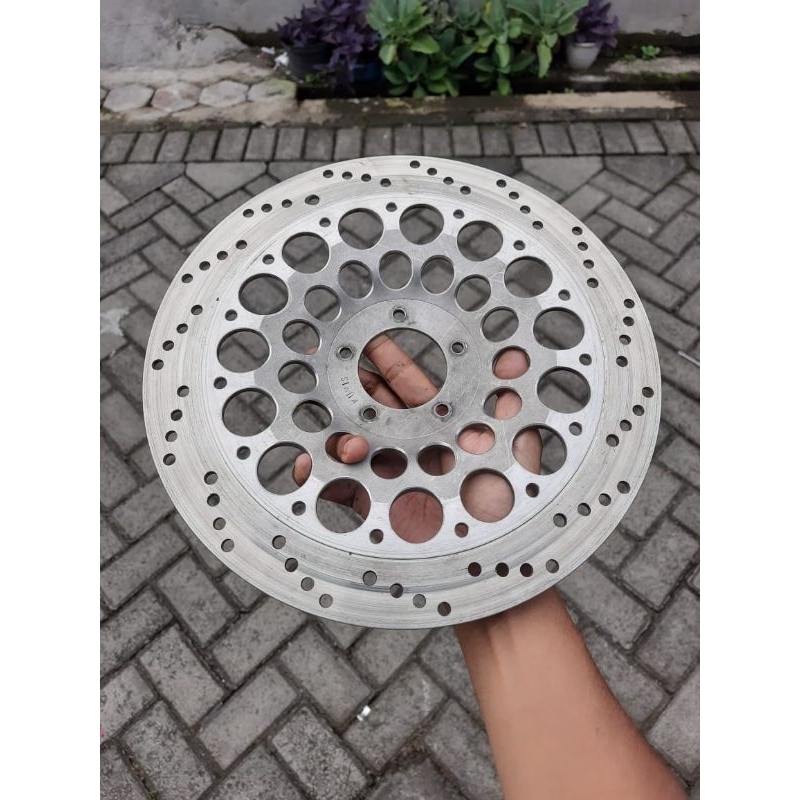 Disk Disc Brake Piringan Rem Cakram Depan  Asli KUMIS Ukuran Diameter 320 mm Cembung Baut 4 dan 5 Ap