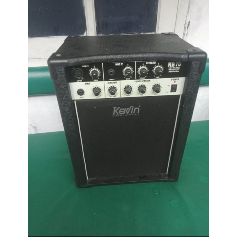 amp keyboard merk Kevin KB70