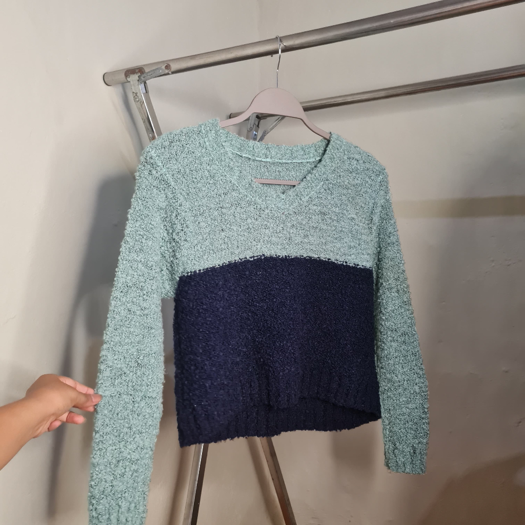 Sweater Bulu Preloved
